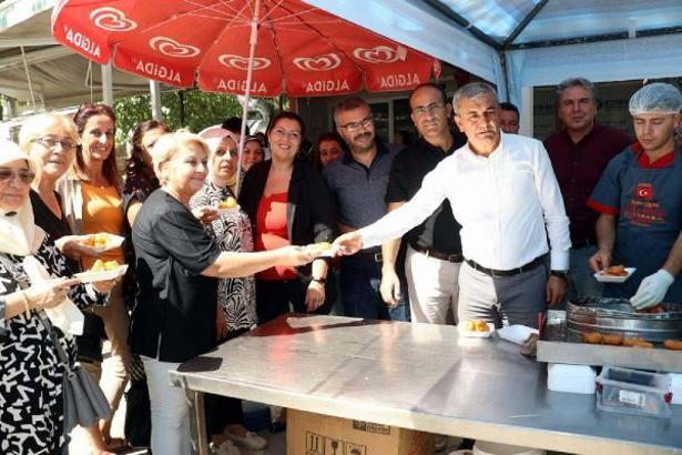 Adnan Menderes, lokma hayrıyla anıldı