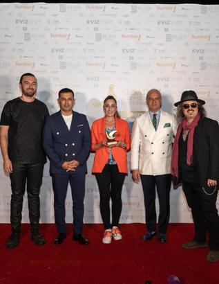 26'ncı Altın Güvercin'in sahibi Nazan Palu oldu