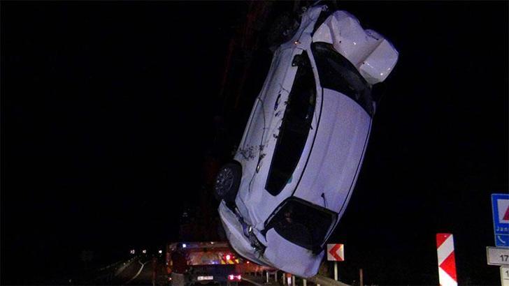 Otomobil şarampole uçtu: 2 yaralı