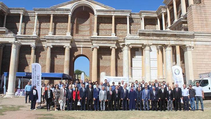 Paranın ilk basıldığı yerde para politikalarını konuşup, para bastılar