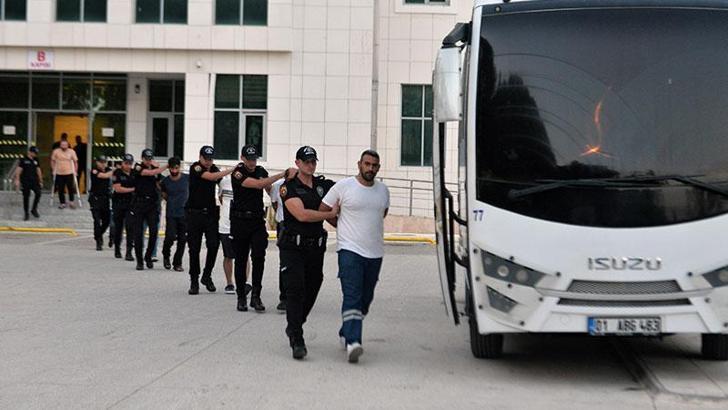 Adana’da ‘Şirinler’ çetesine operasyonda 8 tutuklama