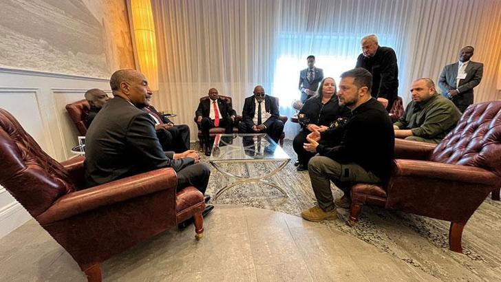 Zelenski, Kanada’da Sudan Konsey Başkanı el-Burhan’la görüştü