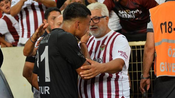 Hataysporlu Oğuzhan Matur, galibiyeti babasına sarılarak kutladı