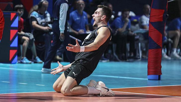 Milli voleybolcu Bedirhan Bülbül, Avrupa'da "Rüya Takım"a seçildi