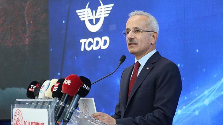 Bakan Uraloğlu: Zengezur Koridoru'nun bitirilmesi için çalışmaları hızlandırdık