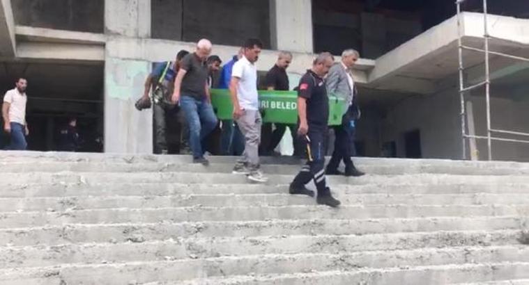 Çankırı'da çatıdan düşen inşaat işçisi hayatını kaybetti