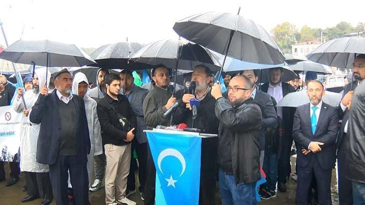 Tarabya'da Uygur Türkleri'nden Çin protestosu