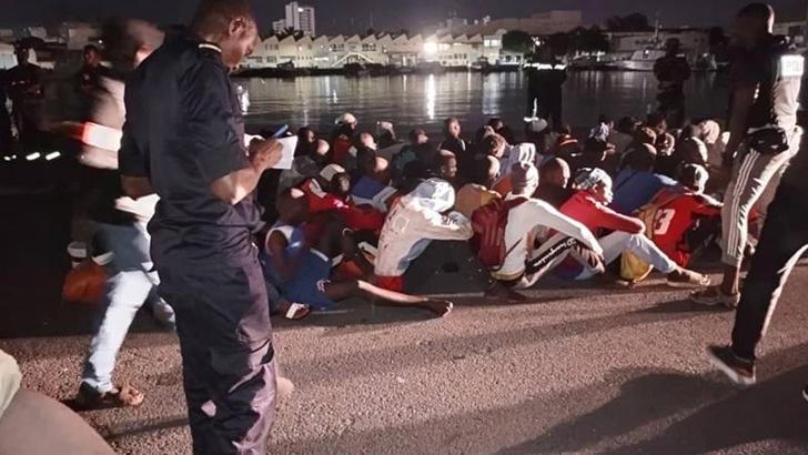 Senegal Donanması, 3 günde 600’den fazla göçmen yakaladı