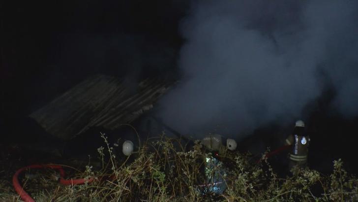 Avcılar'da, restoranda çıkan yangın korkuttu