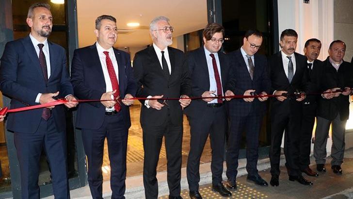 Erzurum Devlet Tiyatrosu'nun yeni binası, Genel Müdür Karadağlı'nın katılımıyla açıldı