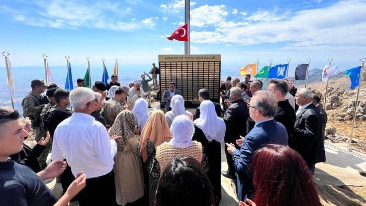 Cudi Dağı'na 207 şehidin anısına 'Şehitler Anıtı' yapıldı