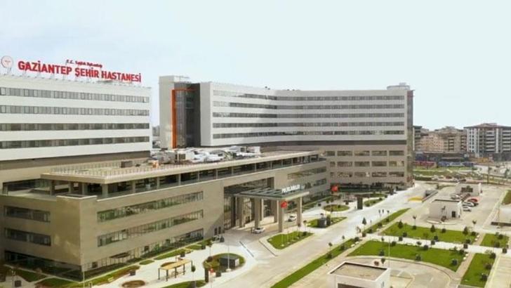 Bakan Koca: Gaziantep Şehir Hastanesi hasta kabulüne başladı
