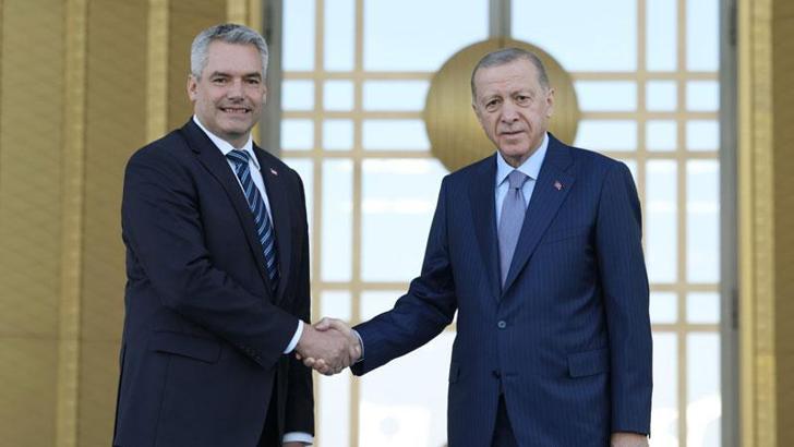 CumhurbaÅŸkanı ErdoÄŸan, Avusturya BaÅŸbakanı Nehammer'i resmi törenle karşıladı