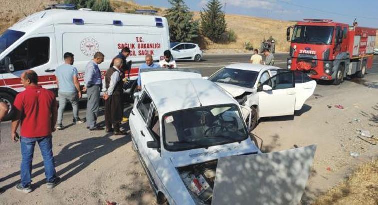 Adıyaman'da trafik kazası: 4 yaralı