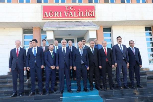 Liseli öğrenciler, 'Ağrı'nın Zirvesinde Teknoloji Yarışması’ nda yarışacak