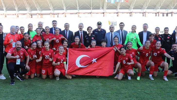 U17 Kız Milli Takımı, A Ligi'ne yükseldi
