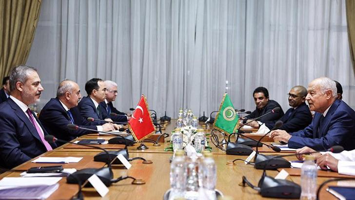 Bakan Fidan, Arap Devletleri Ligi Genel Sekreteriyle görüştü