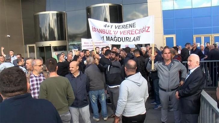 İBB önünde  '4+1 araç istiyoruz' eylemi