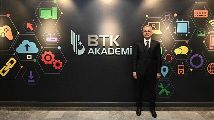 Bakan Uraloğlu: Bakanlık olarak gençlerimizin gelişimini önceliyoruz
