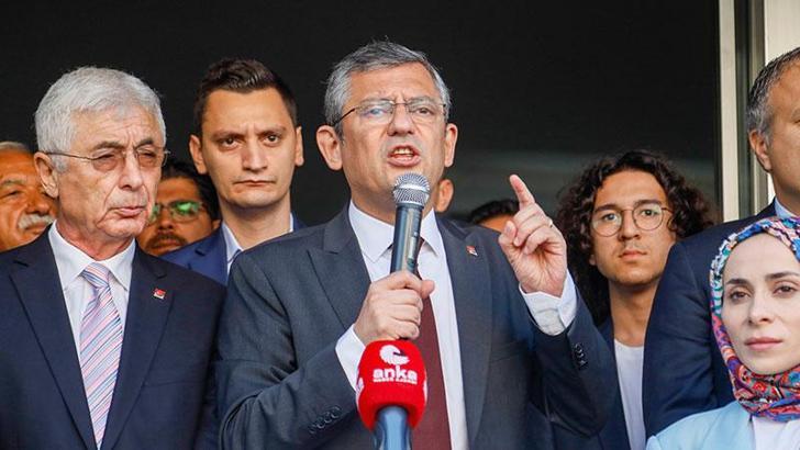 Özgür Özel'den delegelere: Önce CHP sonra da iktidarı değiştireceğinizden kuşkum yok