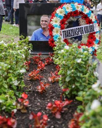 Trabzonsporlu eski futbolcu Kadir Özcan anıldı