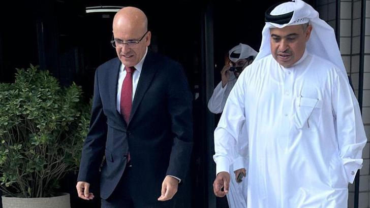 Bakan Şimşek, BAE ve Katarlı bakanlarla görüştü