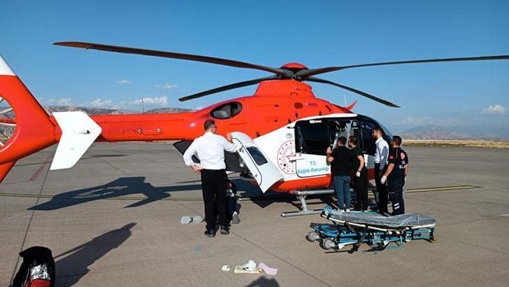 Ambulans helikopter, 4'üncü kattan düşen Baran için havalandı