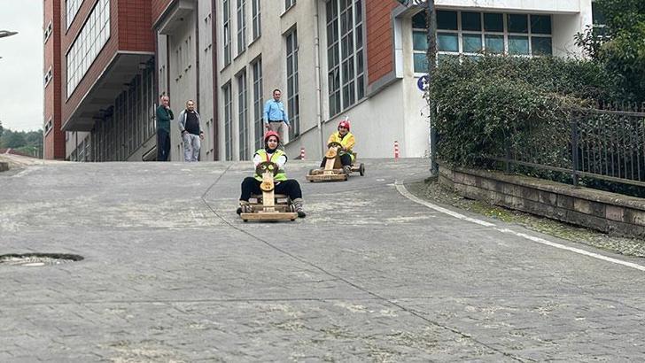 Üniversiteliler, 'RİZELUYUM' etkinliğinde buluştu, 'Formulaz'la yarıştı