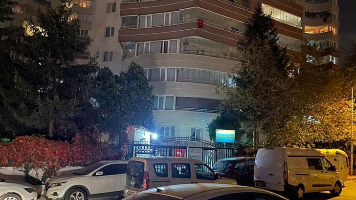 Tartıştığı ağabeyini tabancayla öldürüp intihar etti