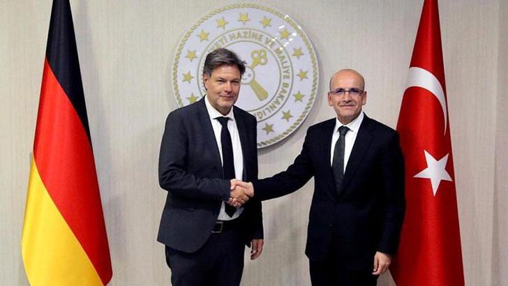 Bakan Şimşek: Almanya ile ilişkilerimize çok önem veriyoruz