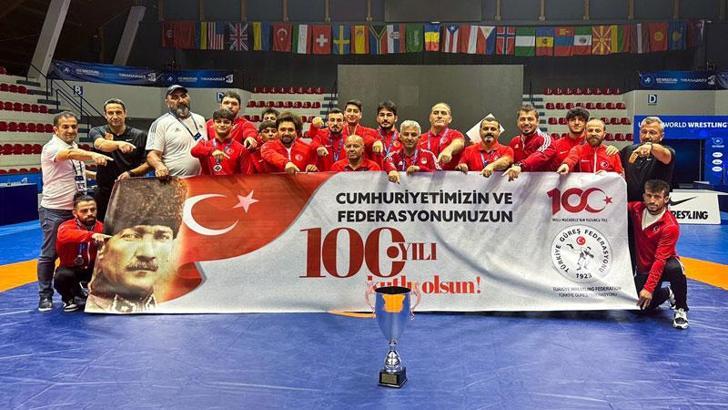 Muhammet Hamza Bakır, U23 Dünya Güreş Şampiyonası’nda altın madalya kazandı
