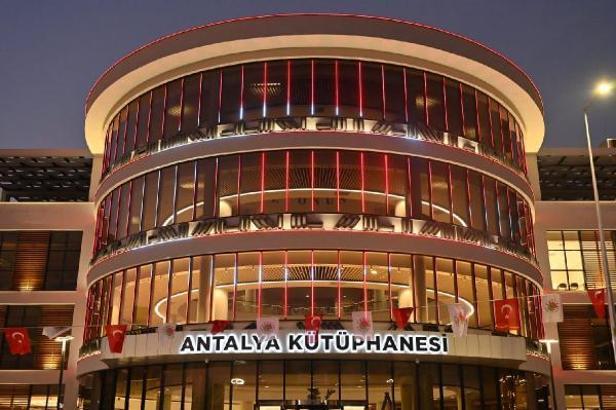 Akdeniz'in en büyük kütüphanesi hizmete girdi