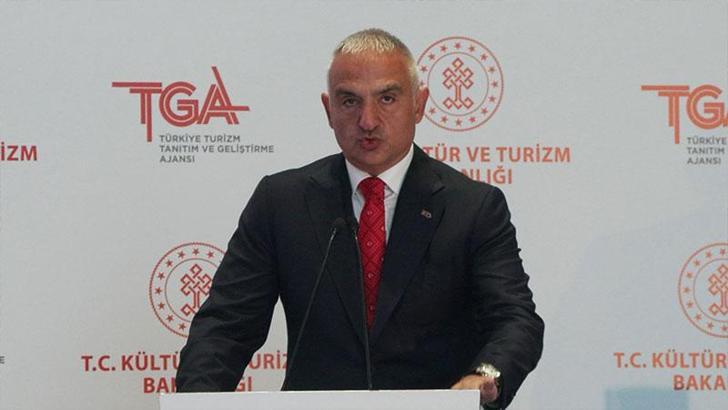 Bakan Ersoy: Ayasofya'ya ziyaretler yabancı ülke vatandaşları için 15 Ocak'tan itibaren ücretli olacak