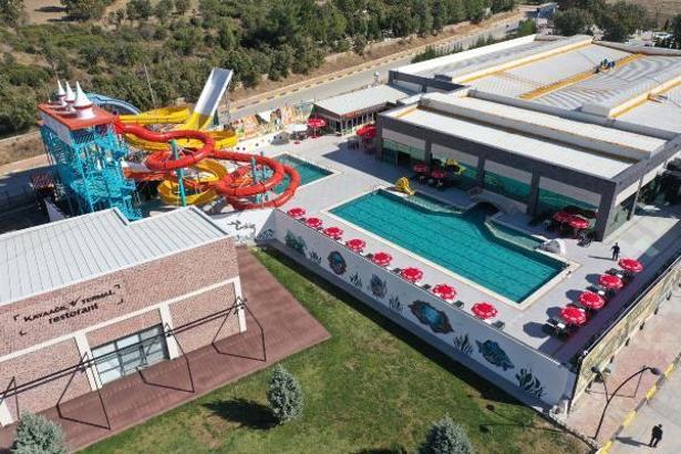 Uşak'taki yenilenen Kayaağıl Termal Tesisleri'ne ziyaretçi akını
