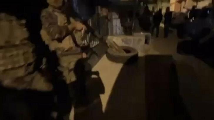 İzmir'de kaçak silah operasyonu: 4 tutuklama