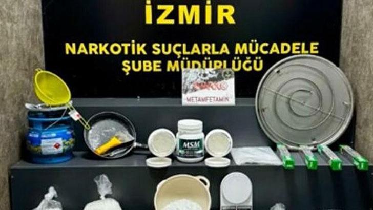 İzmir'de uyuşturucu imalathanesine operasyon
