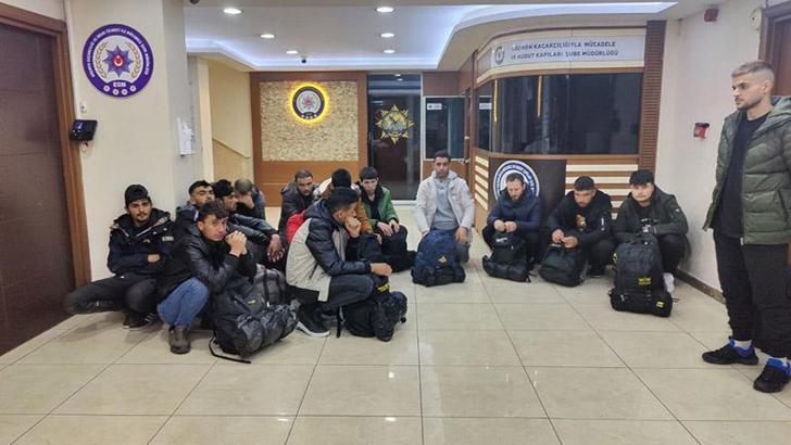 Başakşehir'de 20 kaçak göçmen yakalandı