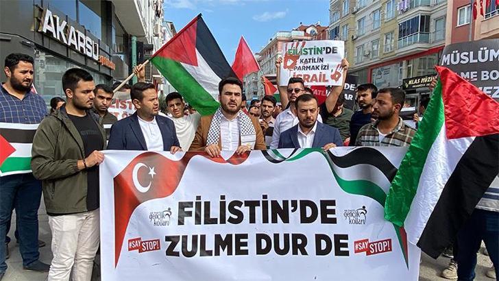 AK Parti Osmaniye Gençlik Kolları'ndan Filistin’e destek yürüyüşü