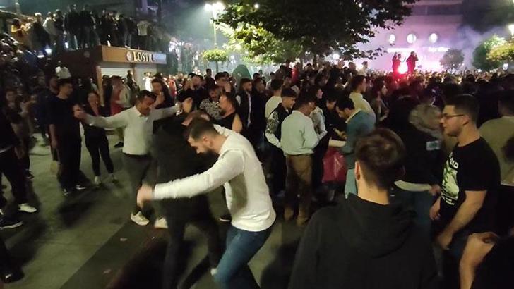 Trabzonspor’un tarihi Fenerbahçe zaferine coşkulu kutlama