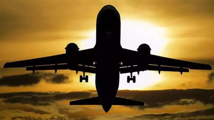 Olumsuz hava koşulları uçuş seferlerini etkiliyor