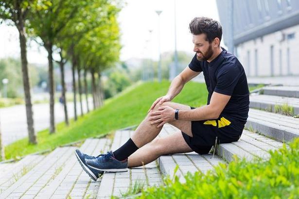 "Eklem ağırlarının en sık sebebi kıkırdak aşınmasıdır"