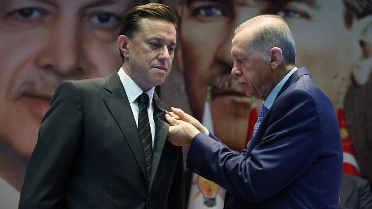 İYİ Parti'den istifa eden Hatipoğlu, AK Parti'ye katıldı