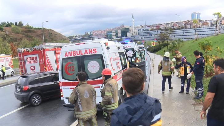 Bağcılar'da zincirleme kaza: 9 yaralı