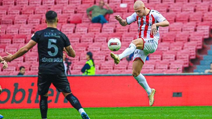 Samsunsporlu Rick Van Drongelen: Antrenmanların karşılığını aldık