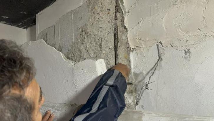 Kartal'da 3 bloklu sitede tedirgin eden görüntü: Korku içinde uyuyoruz