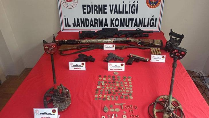 Edirne’de 349 sikke ve 175 tarihi obje ele geçirildi: 3 gözaltı
