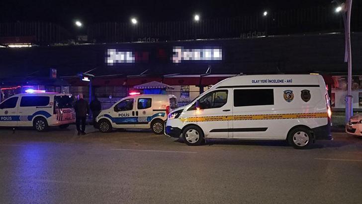 İzmit'te, AVM'deki eğlence mekanına silahlı saldırı