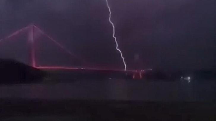 İCA'dan "Yavuz Sultan Selim Köprüsü'ne yıldırım düştü" paylaşımlarına açıklama