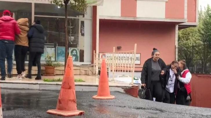 Beyoğlu'nda öldürülen anne ve çocukları son yolculuğuna uğurlandı