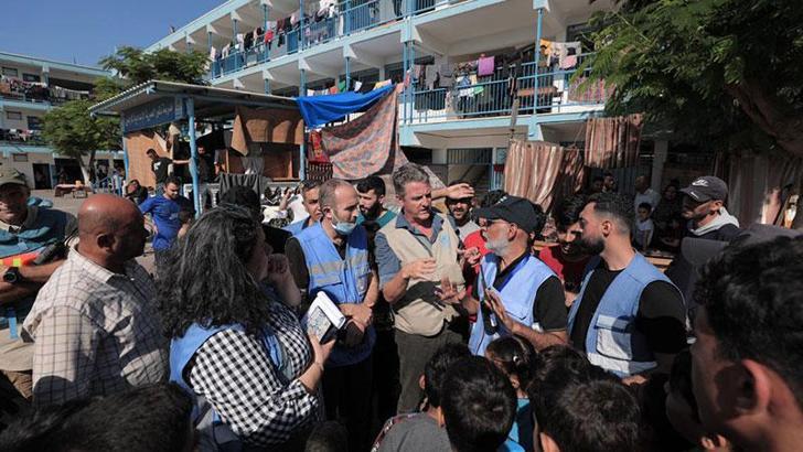 İsrail, Refah Kapısı’ndan ilk defa geçen ‘yarım tanker’ yakıtın kullanımını sınırladı